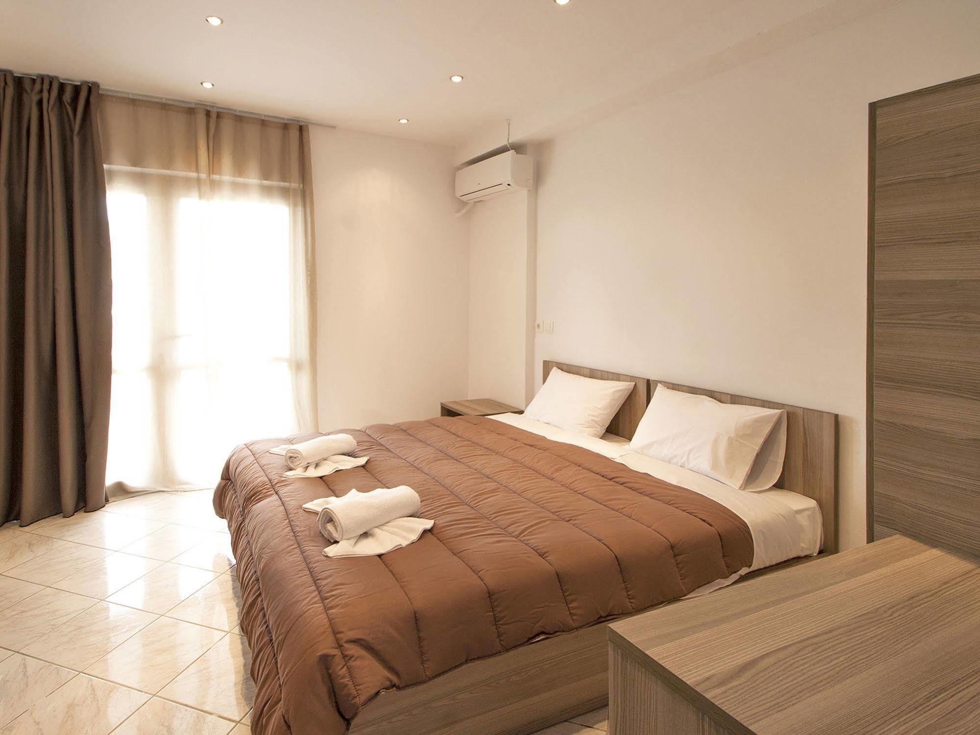 Pineapple Skiathos Екстер'єр фото